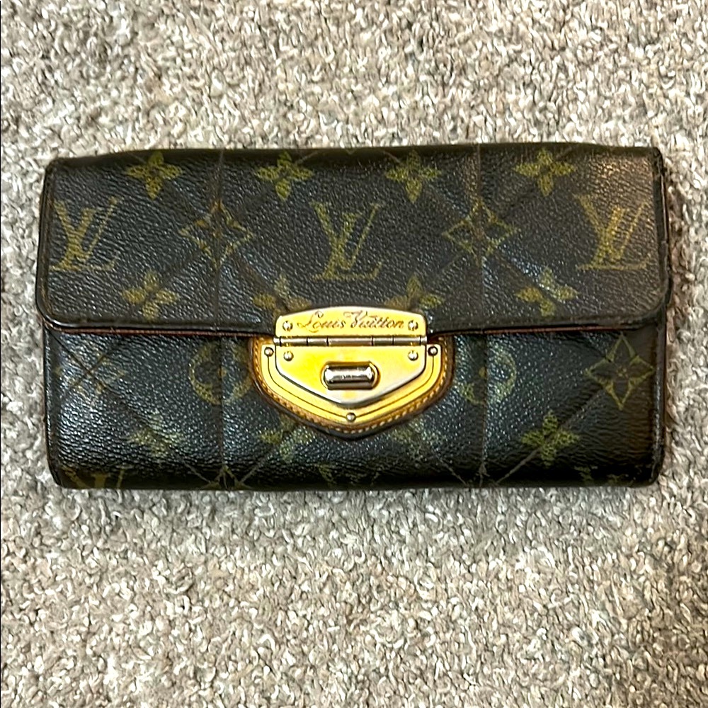 AUTHENTIC Louis Vuitton Monogram Etoile Portefeuille Sarah wallet.